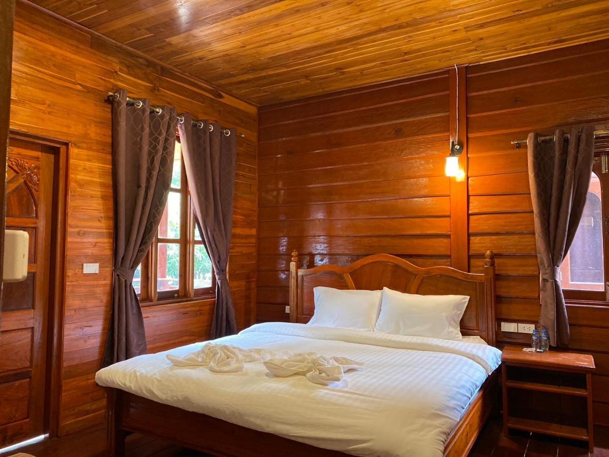 Letana Guesthouse Ban O Exteriör bild