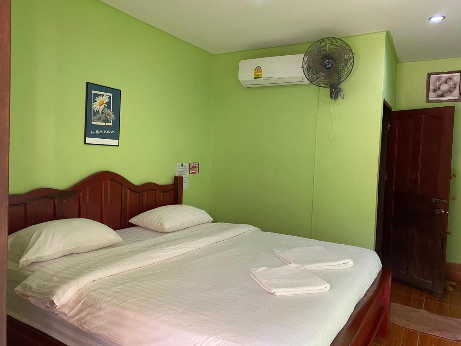 Letana Guesthouse Ban O Exteriör bild